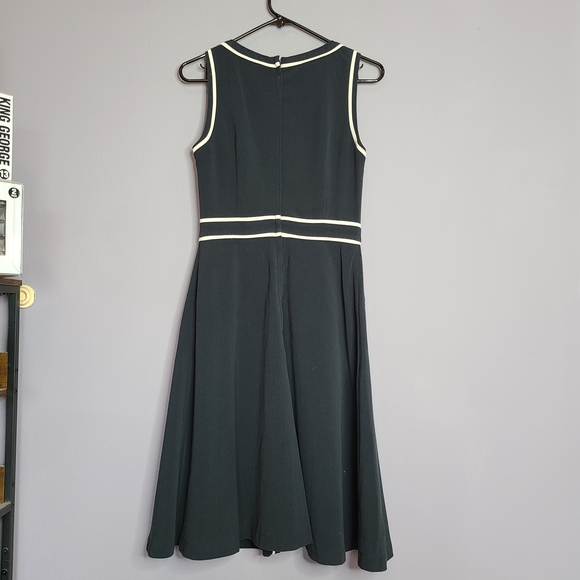 Modcloth Sleeveless Navy Dress - Picture 2 of 8